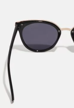 Anna Field Lunettes De Soleil Noir - Promotion Exclusive -Anna Field Soldes 061b6a7861504bcbaa14603733f6a2be