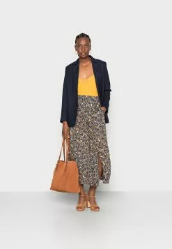 Anna Field Débardeur - Jaune Foncé | Promotion Exclusive -Anna Field Soldes 3b36bd442c6546bf9520bdefdffe11d9