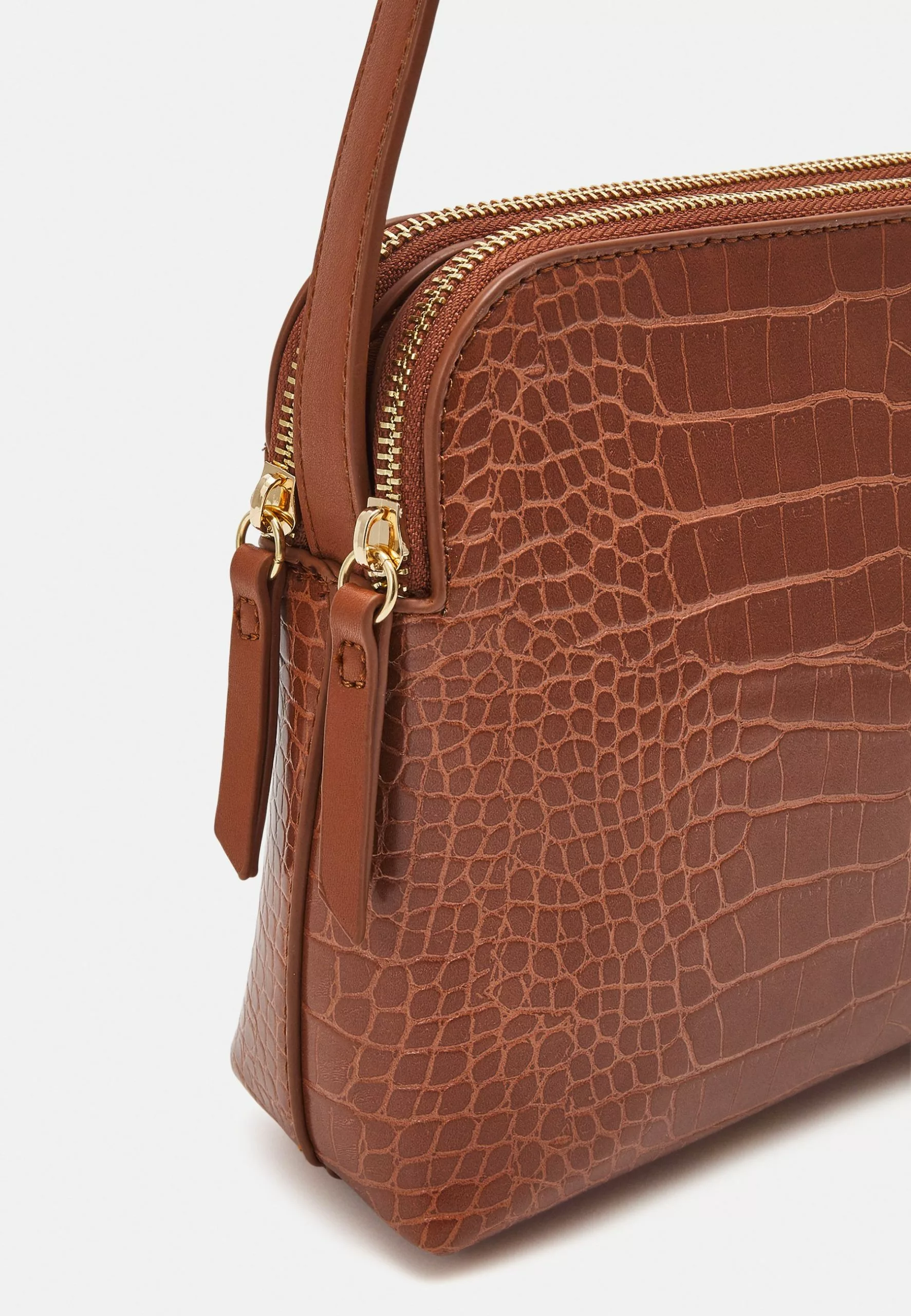 Anna Field Sac Bandoulière - Cognac | Sac à main tendance | Promos exclusives 6 Anna Field Sac Bandoulière - Cognac | Sac à main tendance | Promos exclusives – Image 4