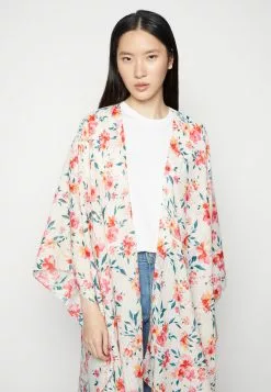 Cape Anna Field Rouge - Promotion Exclusive -Anna Field Soldes a1eb334950a04c52b6ad27e0dfe8e128