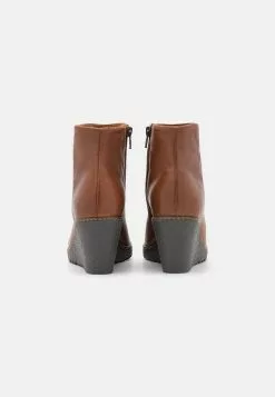 Anna Field Bottes en Cuir d'Hiver à Talons - Marron | Promos 11 Anna Field Bottes en Cuir d'Hiver à Talons - Marron | Promos -Anna Field Soldes d21ba82d11944bfb92e3c54d3d8e9dda