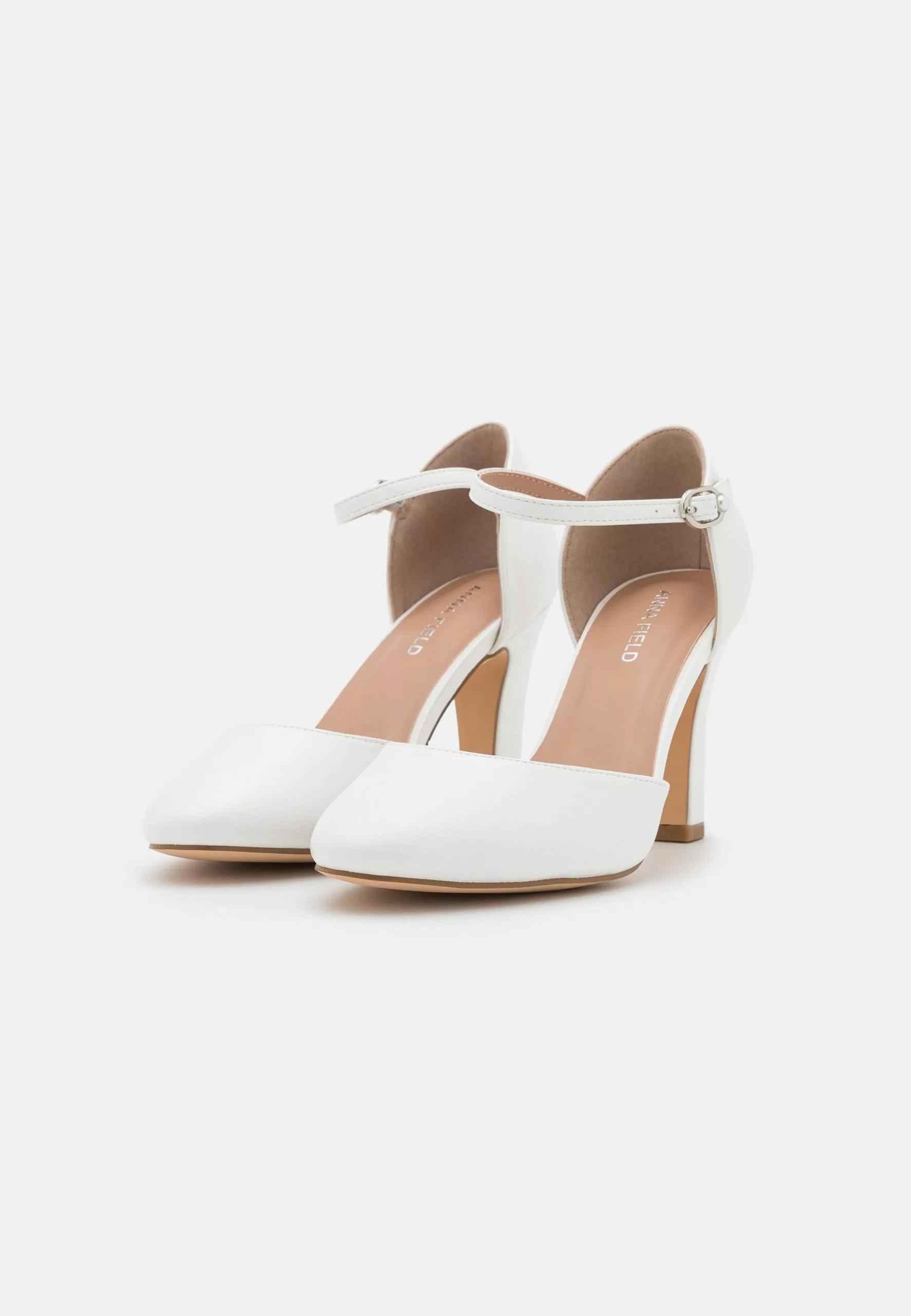 Escarpins Blancs Élégants - Idéal pour Promos et Occasions Spéciales 5 Escarpins Blancs Élégants - Idéal pour Promos et Occasions Spéciales – Image 3